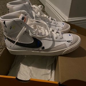 Men Nike Blazer Mid 77 size 9.5